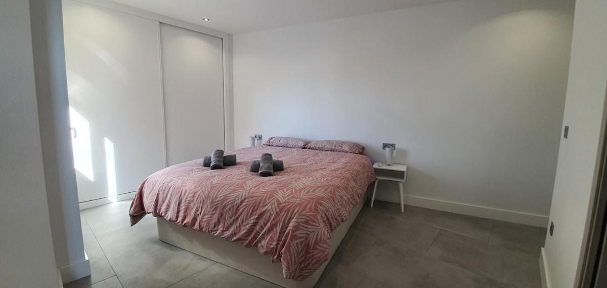 & Quite 2bdr Beachfront Lägenhet Fuengirola