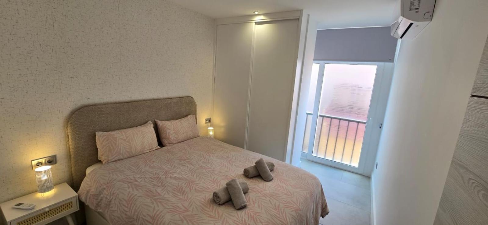 & Quite 2bdr Beachfront Lägenhet Fuengirola